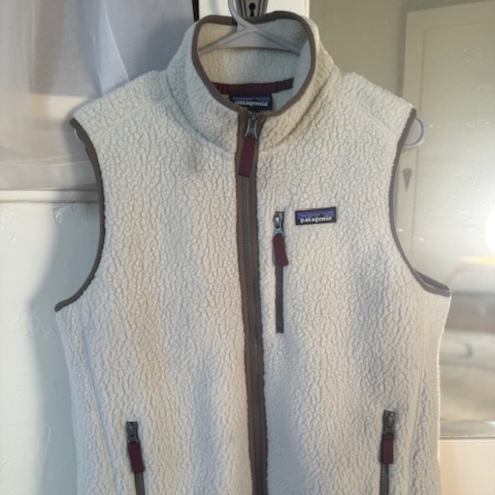 Patagonia Retro Pile Fleece W's Large Cream / Tan 22825 Full Zip Vest